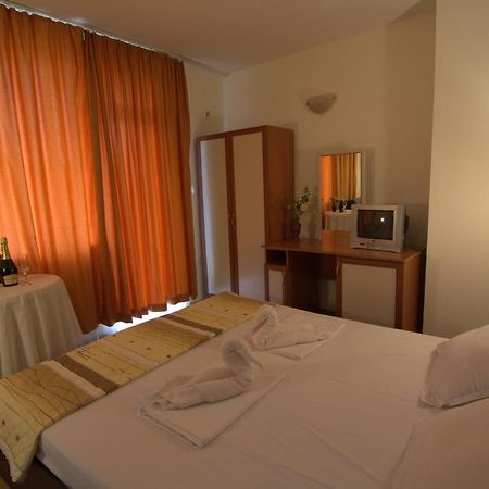 Hotel Stoyanov Ravda Exterior foto